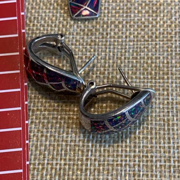 Genuine black opal inlay sterling pendant and earrings. - Picture 11 of 15